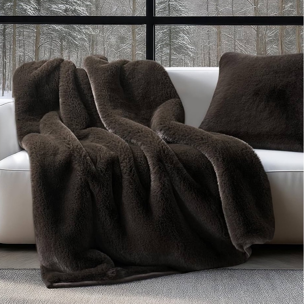 🆕 PB Style Espresso Faux Mink Rabbit Fur Throw Velvet Quilt Dark Chocolate Brown